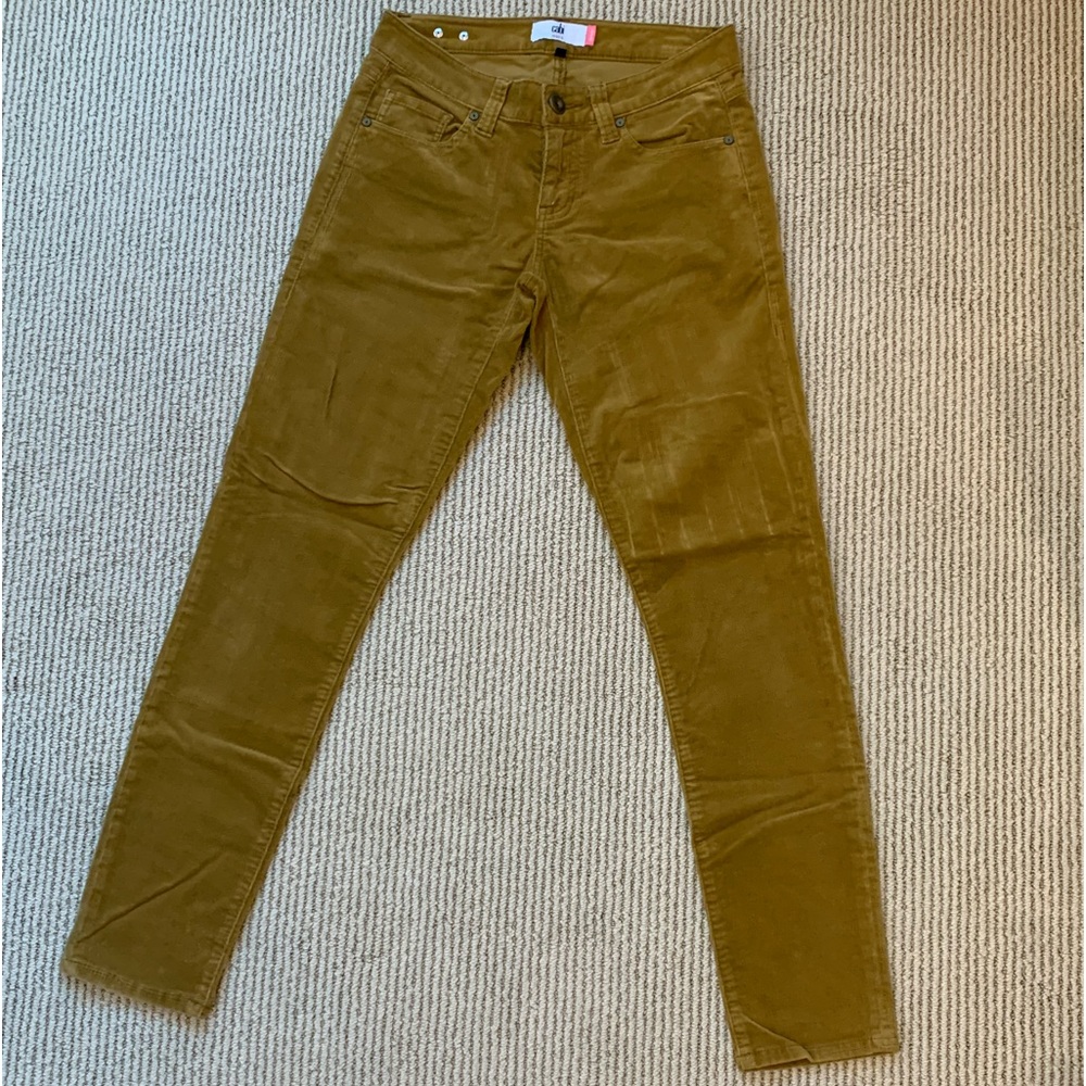 Cabi caramel, mid-rise corduroy pants (size 2)